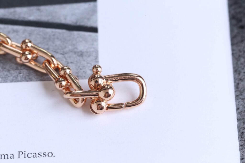 Tiffany HardWear Link Bracelet rose gold