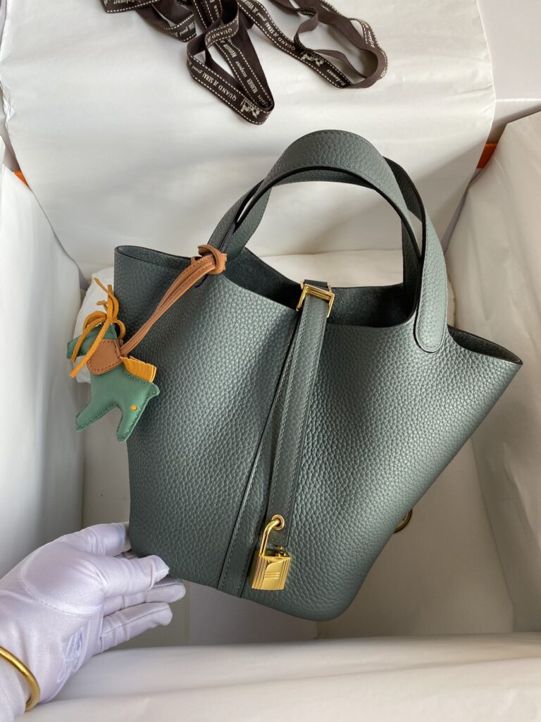 HERMÈS PICOTIN 22 VS 18 which one is best for you 